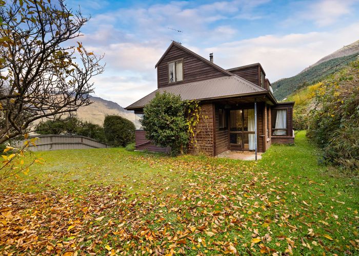  at 68 Wynyard Crescent, Fernhill, Queenstown-Lakes, Otago