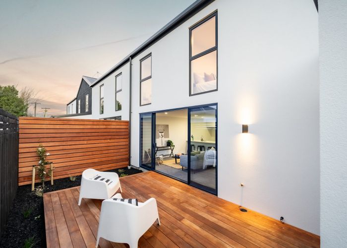  at 2/3 Humboldt Street, Sydenham, Christchurch