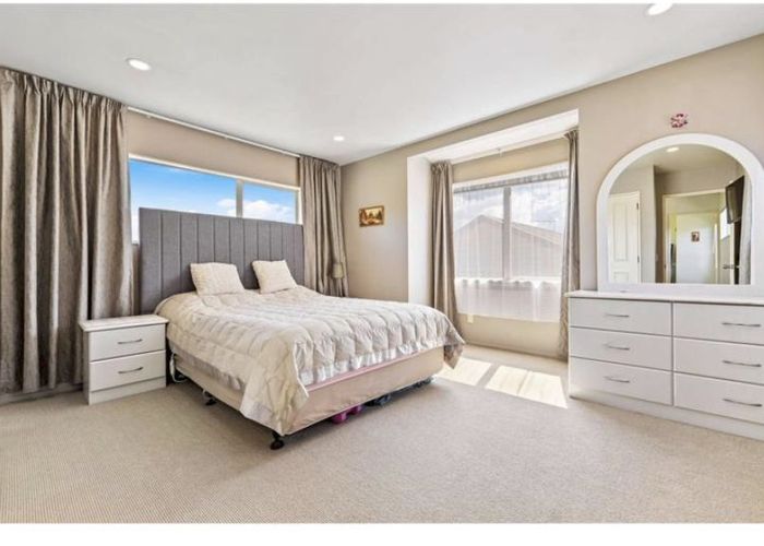  at 2/ 46A Blakeborough Drive, Forrest Hill, North Shore City, Auckland