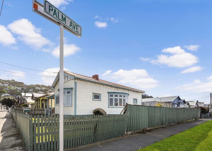  at 12 Wha Street, Lyall Bay, Wellington
