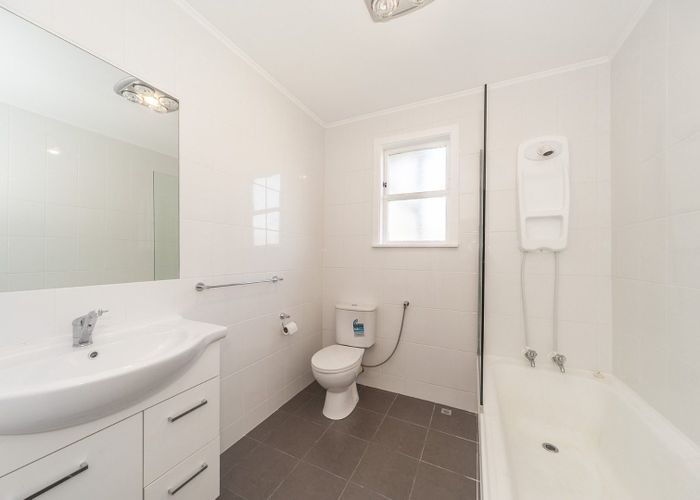  at Bottom Flat/120 Owen Street, Newtown, Wellington, Wellington