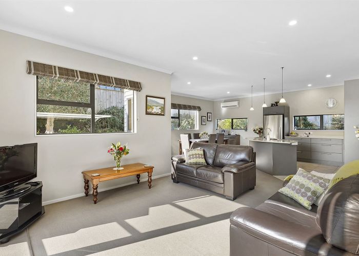  at 1 The Pier, Whitby, Porirua