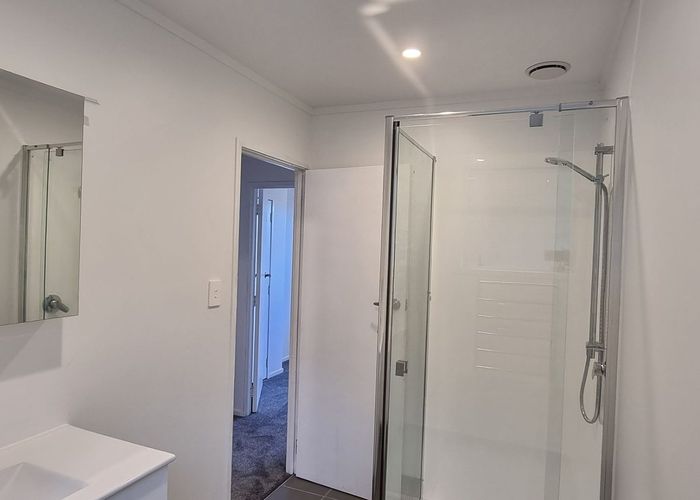  at 1/7 Branston Avenue, Browns Bay, North Shore City, Auckland