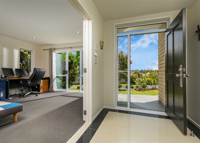  at 39 Northbrook Close, Greenhithe, Auckland