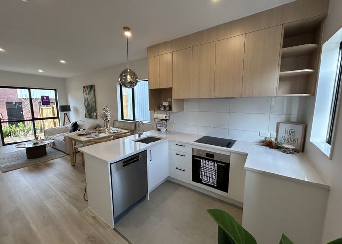  at 9 Paetai Lane, Te Atatu Peninsula, Waitakere City, Auckland