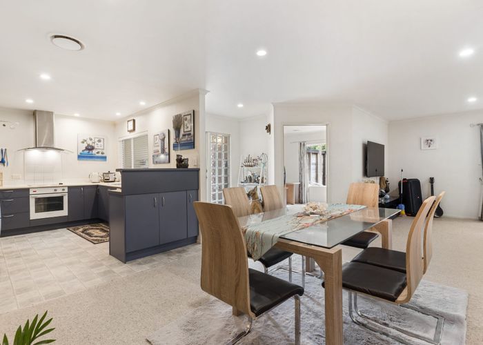  at 26A Park Road, Glenfield, Auckland