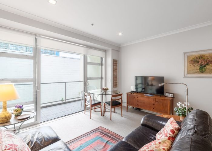  at 2H/39 Mackelvie Street, Grey Lynn, Auckland City, Auckland