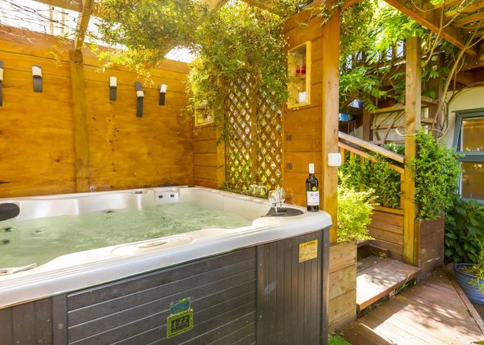  at 8 Ronald Scott Grove, Riverstone Terraces, Upper Hutt