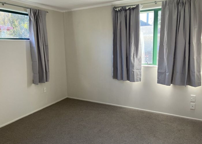  at 6 Rachel Place, Dinsdale, Hamilton