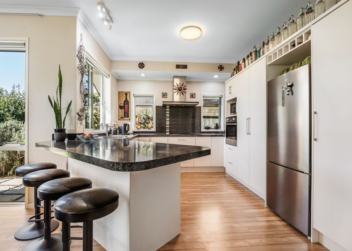  at 86 Twin Oak Avenue, Papamoa Beach, Tauranga, Bay Of Plenty