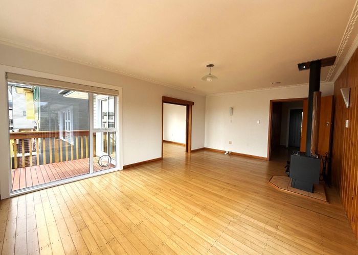  at 939 East Coast Road, Torbay, North Shore City, Auckland