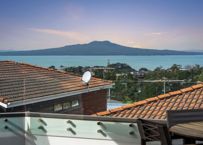  at 1/65 Aberdeen Road, Castor Bay, Auckland