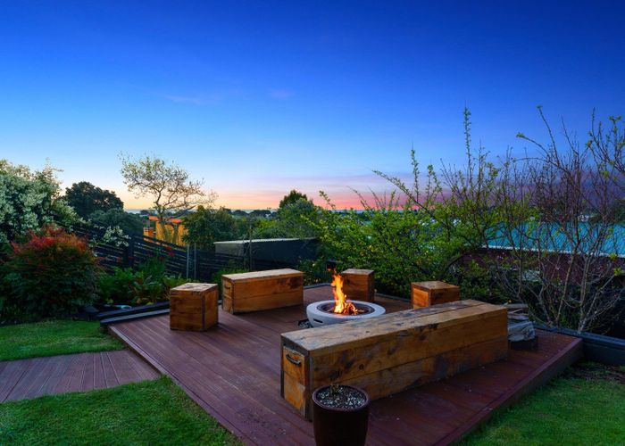  at 11 Island View Terrace, Waikanae Beach, Waikanae