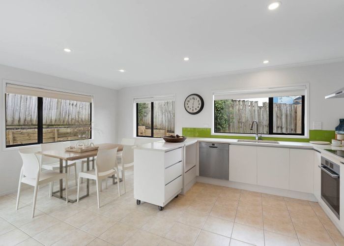  at 124A Brian Crescent, Stanmore Bay, Whangaparaoa