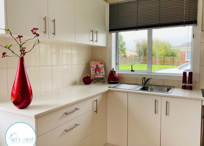  at 6/50 Tennessee Avenue, Mangere East, Manukau City, Auckland