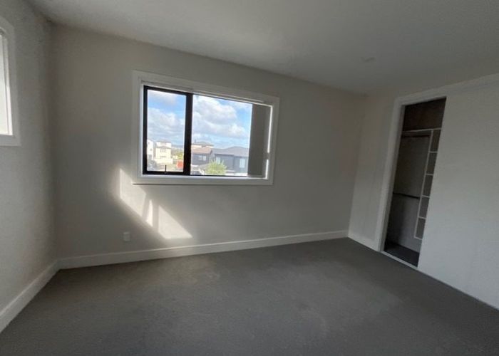  at 11A Wyon Way, Flat Bush, Manukau City, Auckland