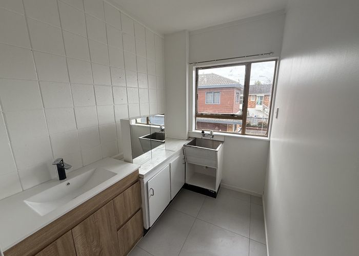  at 4/396 Sandringham Road, Sandringham, Auckland City, Auckland