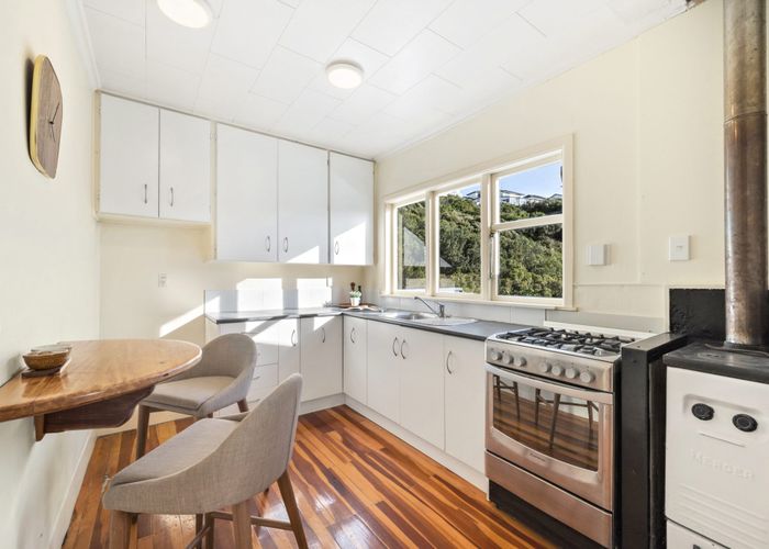  at 98 Karepa Street, Brooklyn, Wellington, Wellington