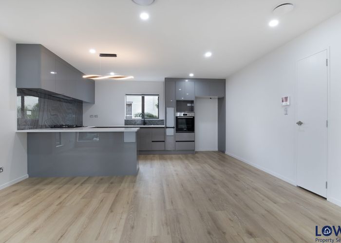  at 33 Clendon Avenue, Papatoetoe, Auckland