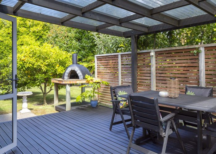  at 2/7 Reeves Road, Acacia Bay, Taupō