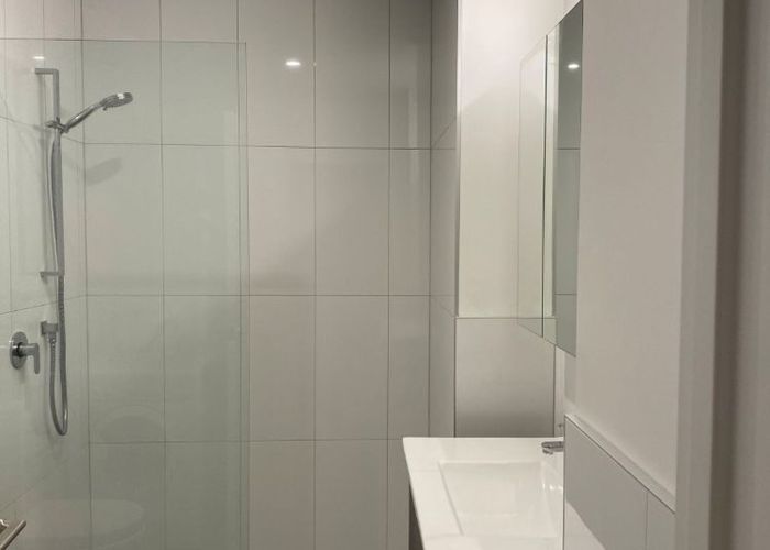  at 2F/22 Fleet Street, Eden Terrace, Auckland City, Auckland