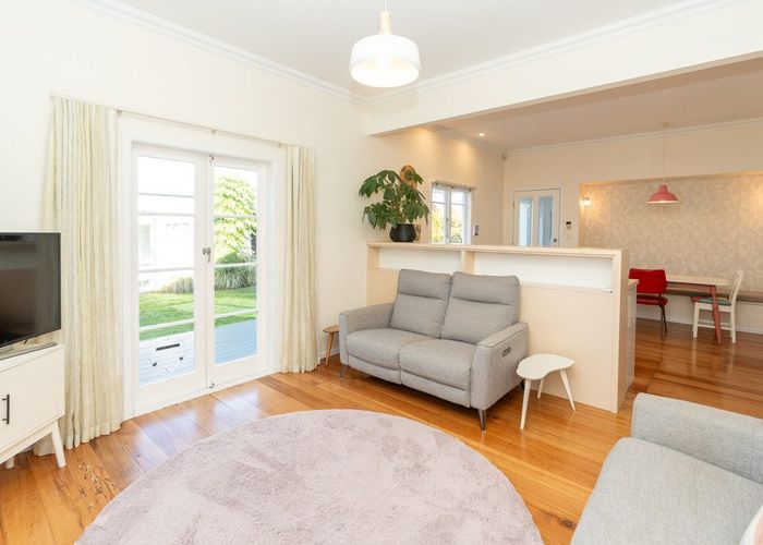  at 38 East Street, Claudelands, Hamilton, Waikato