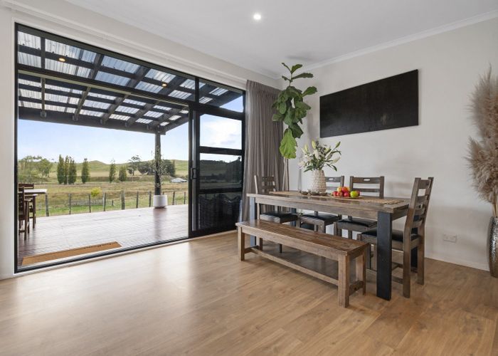  at 338 Valley Road, Colyton, Feilding