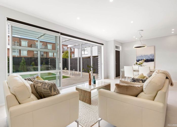  at 5 Vincent Lane, Hobsonville, Auckland