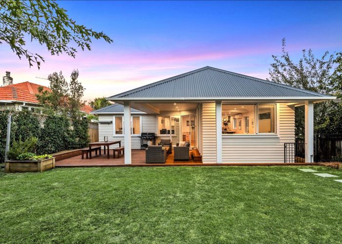  at 6 Tuata Street, One Tree Hill, Auckland