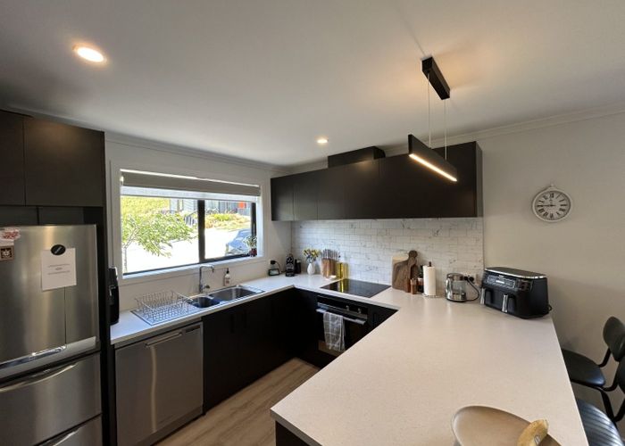  at 20 Oakum Road, Whitby, Porirua, Wellington