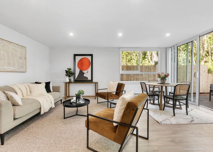  at 8/6 Bushland Grove, Paparangi, Wellington