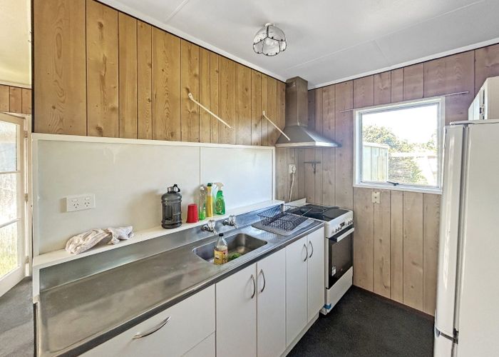  at 13 Tregenna Street, Castlecliff, Whanganui, Manawatu / Whanganui