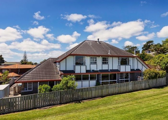  at 3 Sylvania Crescent, Lynfield, Auckland