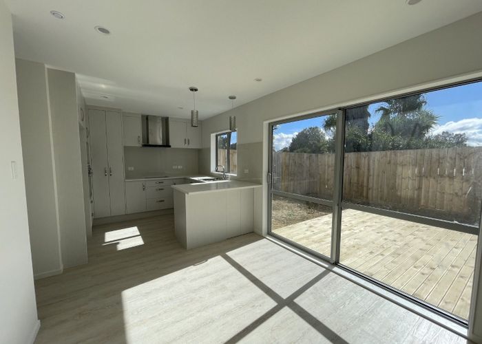  at 42D Tirimoana Ave, Te Atatu South, Waitakere City, Auckland