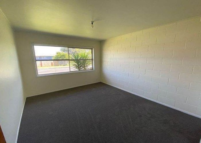  at 2/57 Bairds Road, Otara, Manukau City, Auckland