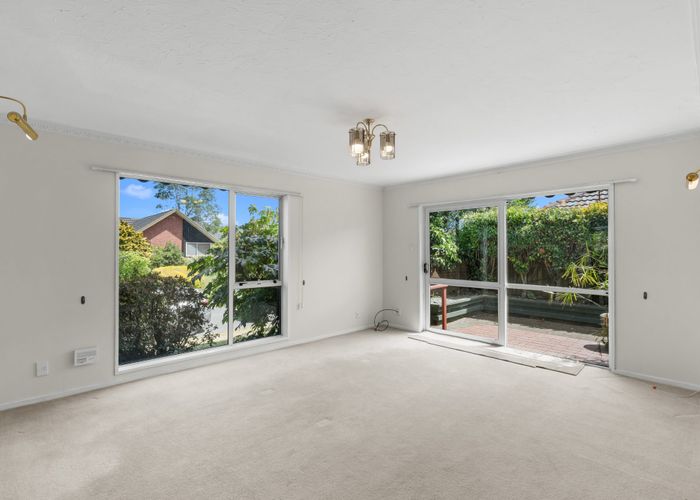  at 1/5 Cottesmore Close, Burnside, Christchurch City, Canterbury