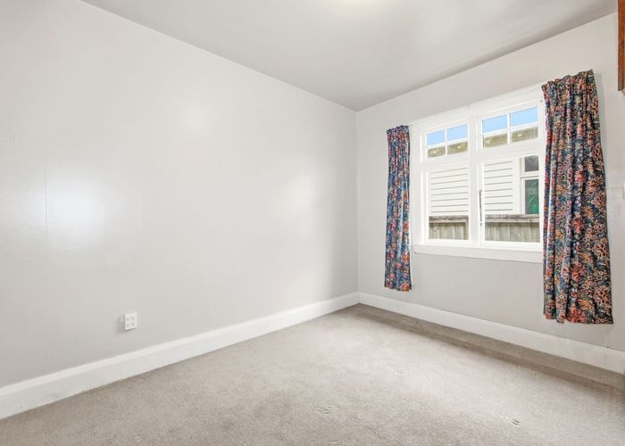  at 335 Ferry Road, Waltham, Christchurch City, Canterbury