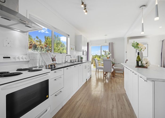  at 15 Doone Place, Massey, Waitakere City, Auckland
