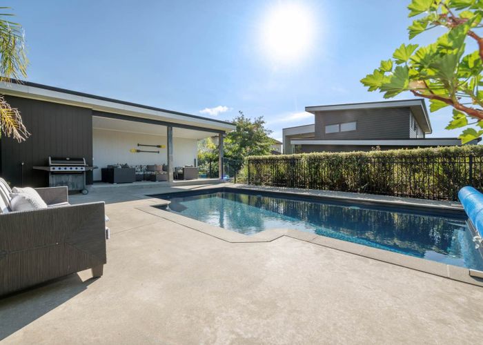  at 58  Weatherly Drive, Beachlands, Manukau City, Auckland