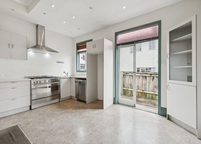  at 81 Hastie Ave, Mangere Bridge, Manukau City, Auckland