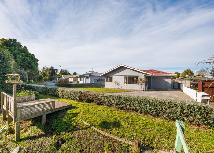  at 12 South Street, Feilding, Feilding