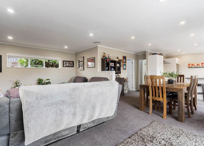  at 148 Carnoustie Drive, Wattle Downs, Auckland