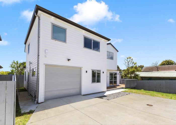  at 6B, C, D Beihlers Road, Weymouth, Manukau City, Auckland