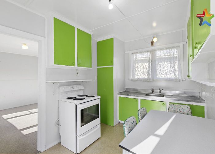  at 67 Tasman Road, Otaki Beach, Otaki