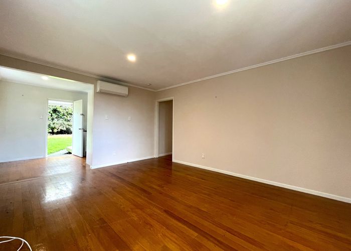 at 1/214 Campbell Road, Greenlane, Auckland