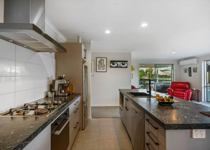  at 296a Oaia Road, Muriwai Beach, Rodney, Auckland