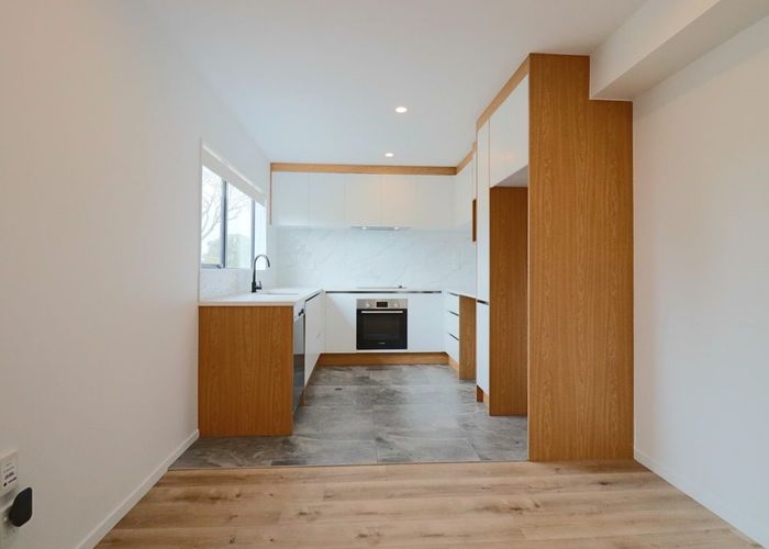  at 62A Glenmore Road, Sunnyhills, Manukau City, Auckland