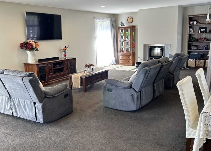  at 194 Burwood Road, Burwood, Christchurch City, Canterbury