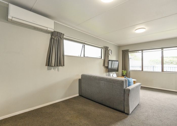  at 610 Queen Street West, Saint Leonards, Hastings