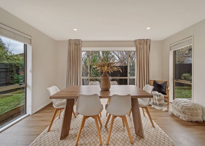  at Flat 2/69 Bowenvale Avenue, Cashmere, Christchurch City, Canterbury